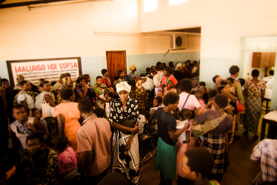 Grandmother - Africa, Kamuzu Central Hospital, Lilongwe, Malawi, travel