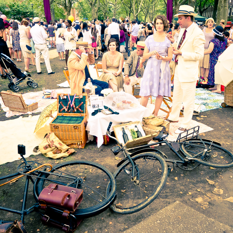 Jazz Era Picnic - Bicycle, Governors Island, Jazz Era Lawn Party, Music, NYC, New York, New York City, Transport, USA, picnic, travel