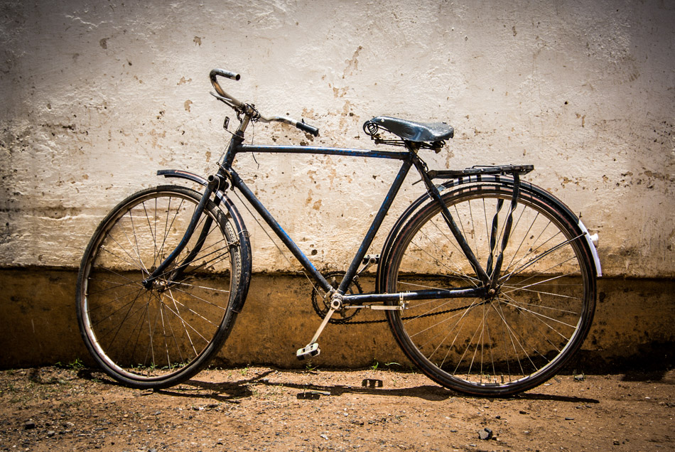 Against the Wall - Africa, Bicycle, Malawi, Phalombe, Transport, street, travel