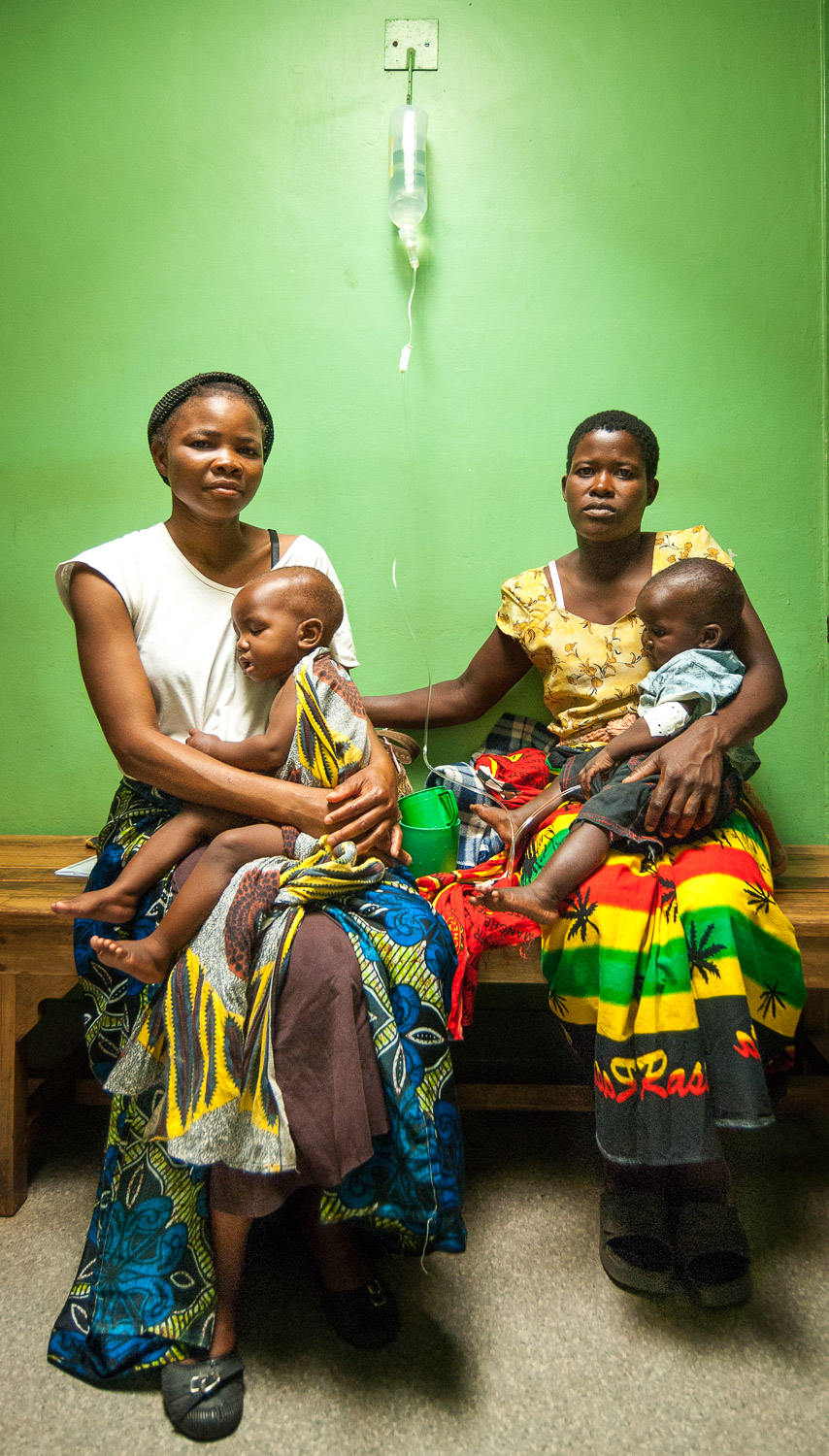 Waiting Mothers - Africa, Kamuzu Central Hospital, Lilongwe, Malawi, Pediatric Ward, travel
